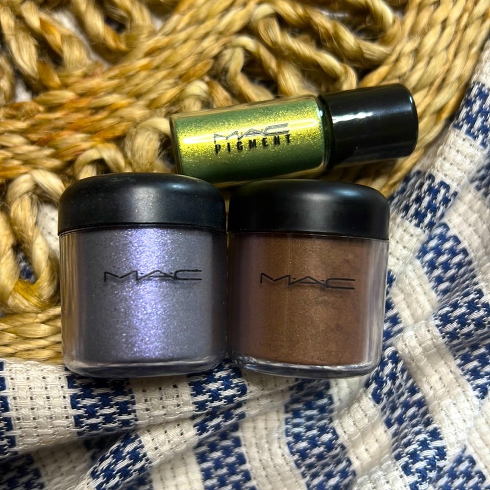 MAC :: Loose Pigment Powders
